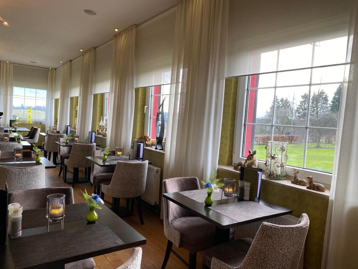 Boutique Hotel Restaurant Hollerather Hof Hellenthal Eksteriør bilde