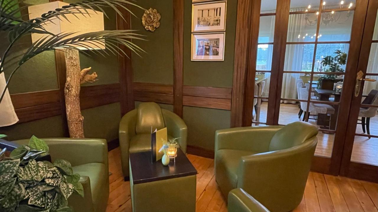 Boutique Hotel Restaurant Hollerather Hof Hellenthal Eksteriør bilde