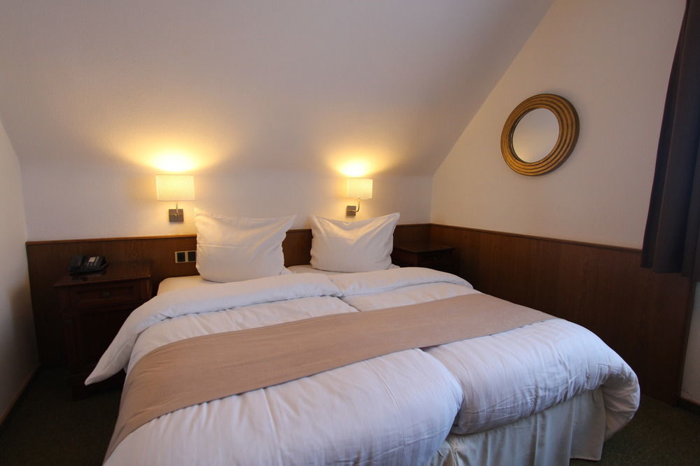 Boutique Hotel Restaurant Hollerather Hof Hellenthal Eksteriør bilde