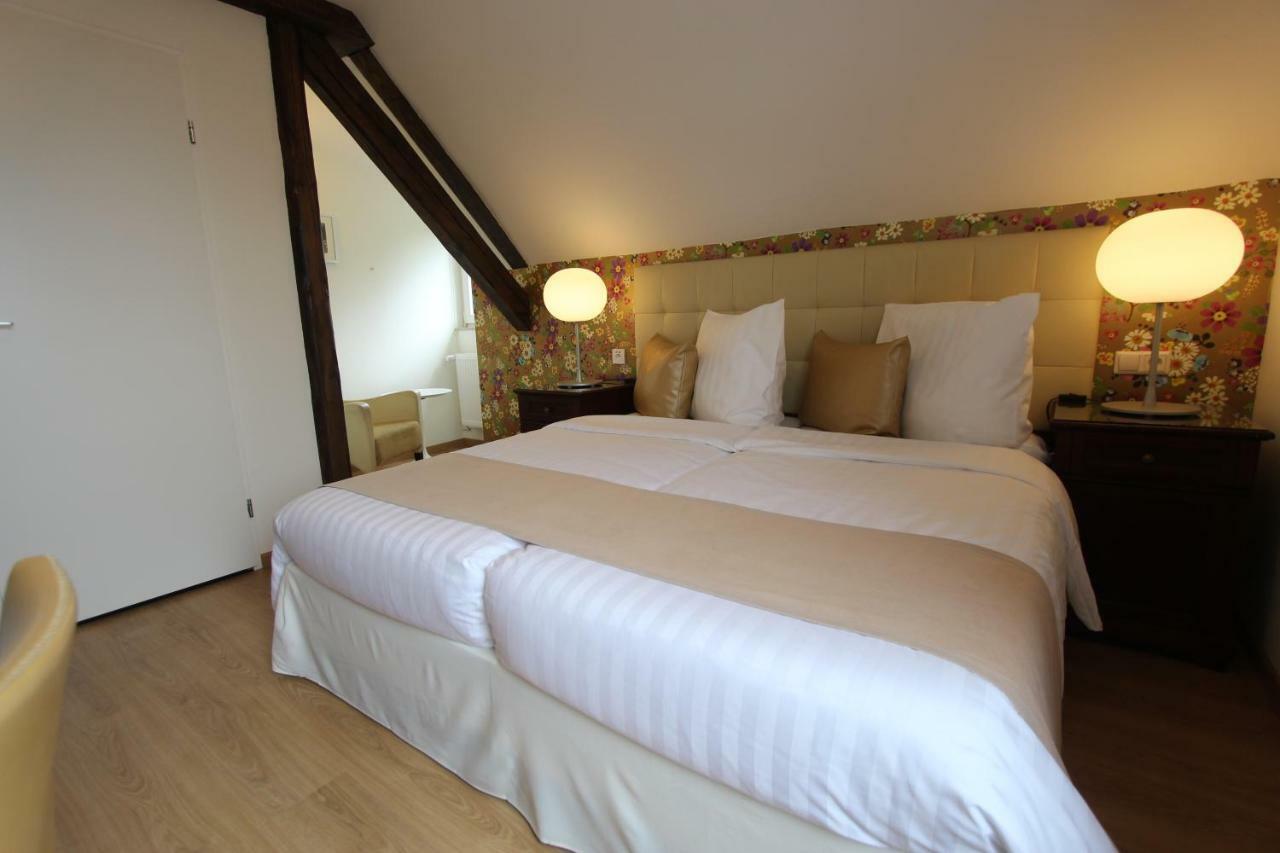 Boutique Hotel Restaurant Hollerather Hof Hellenthal Eksteriør bilde