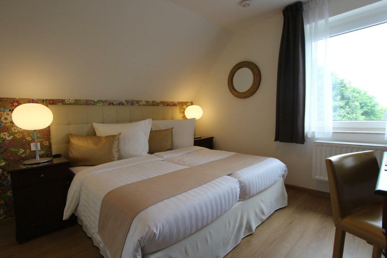 Boutique Hotel Restaurant Hollerather Hof Hellenthal Eksteriør bilde
